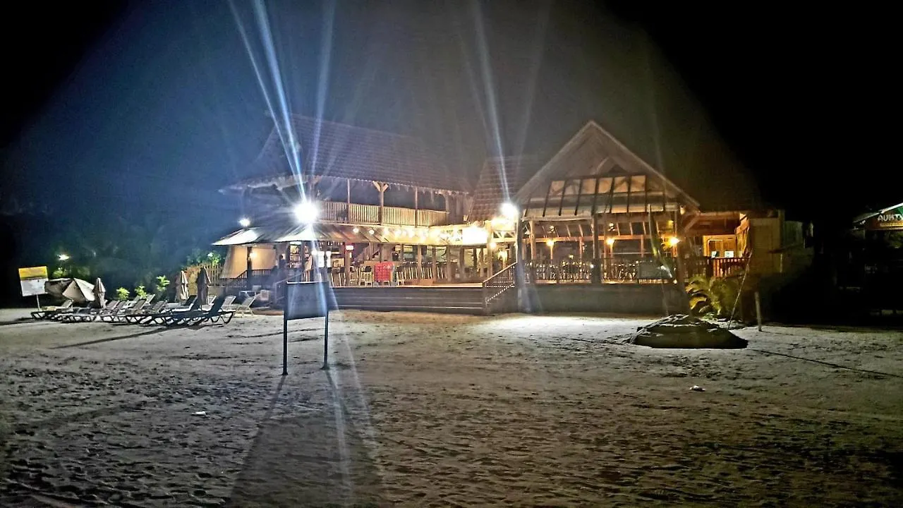 Yard Beach House Negril Resort